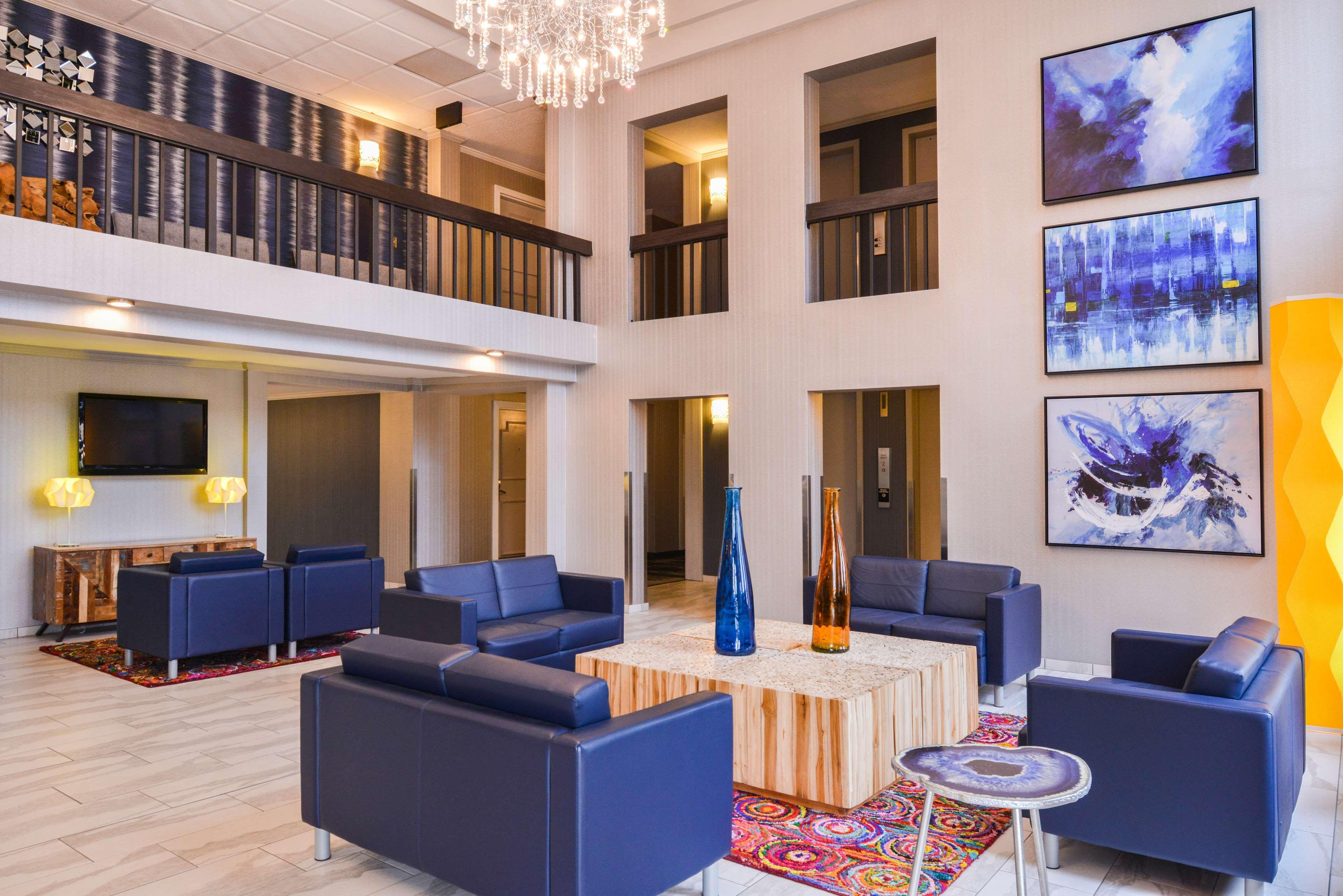 موتيل Windsor Springs بيست ويسترن كيركوود إن المظهر الخارجي الصورة
